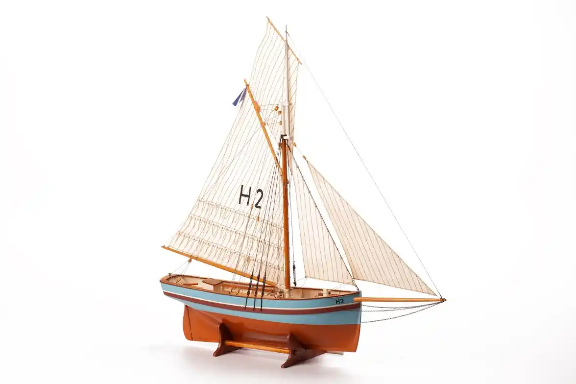 Henriette Marie Wooden Model Ship Kit- Billing Boats USA